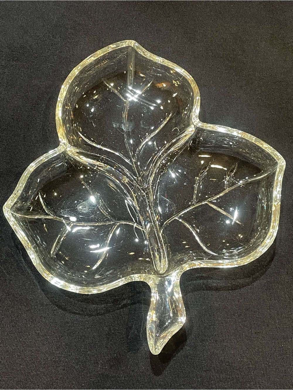 Vintage Clear Glass Three Leaf Serving Candy Dish - Home Art Kitchen